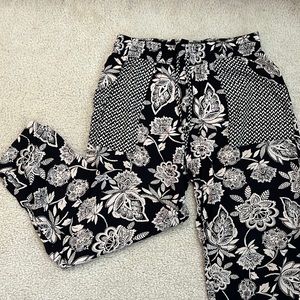 American Eagle jogger pant